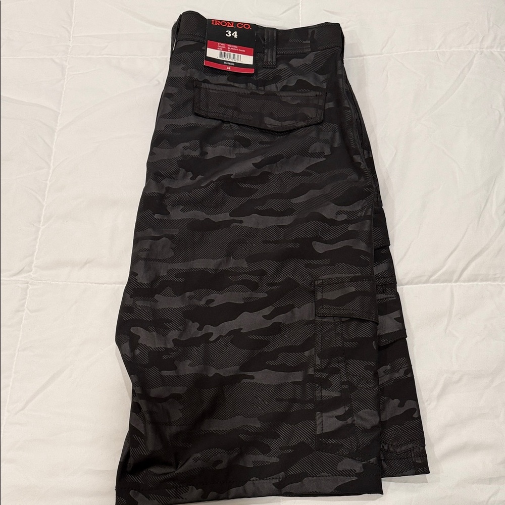 Iron Co. Men's Blackout Camo Hybrid Shorts - Picture 2 of 4